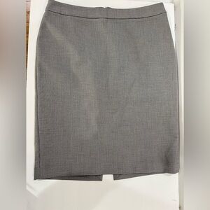 White House black Market plaid pin skirt courier Gray black sz 8